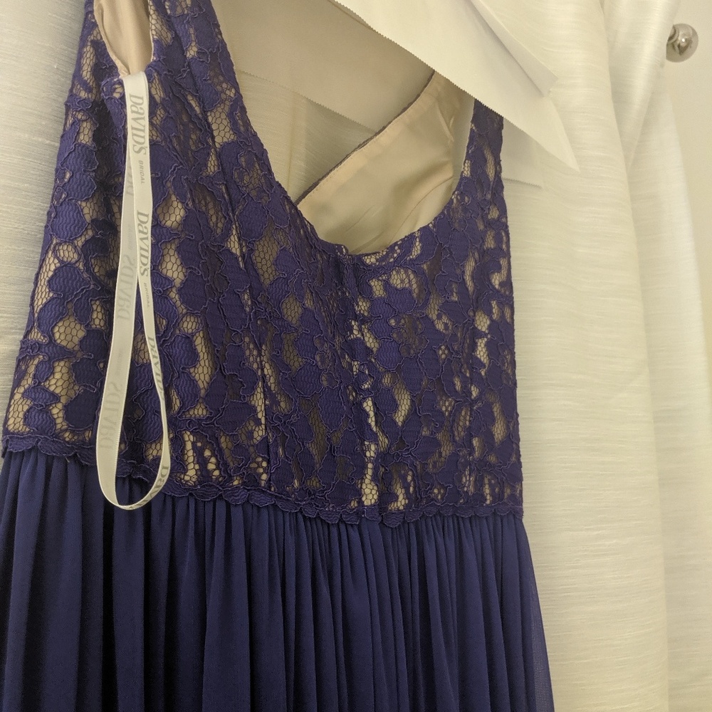 Dress - Picture 4 of 8